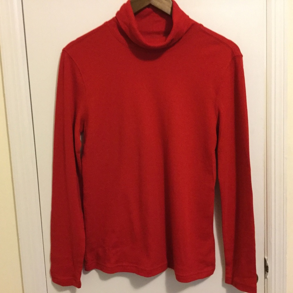 Red turtleneck long sleeve top size medium